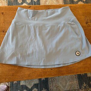 Vuori "baseline" tennis skirt - light blue, size M